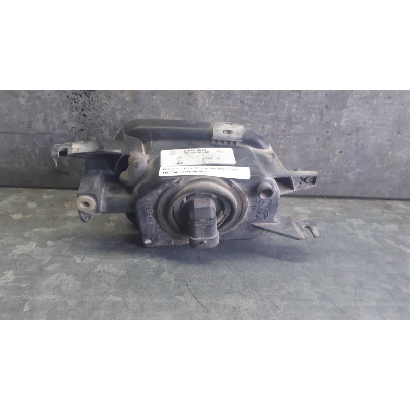 Recambio de faro antiniebla derecho para mercedes-benz clase c (w203) sportcoupe referencia OEM IAM 2158200656 1NA00797602 HELLA