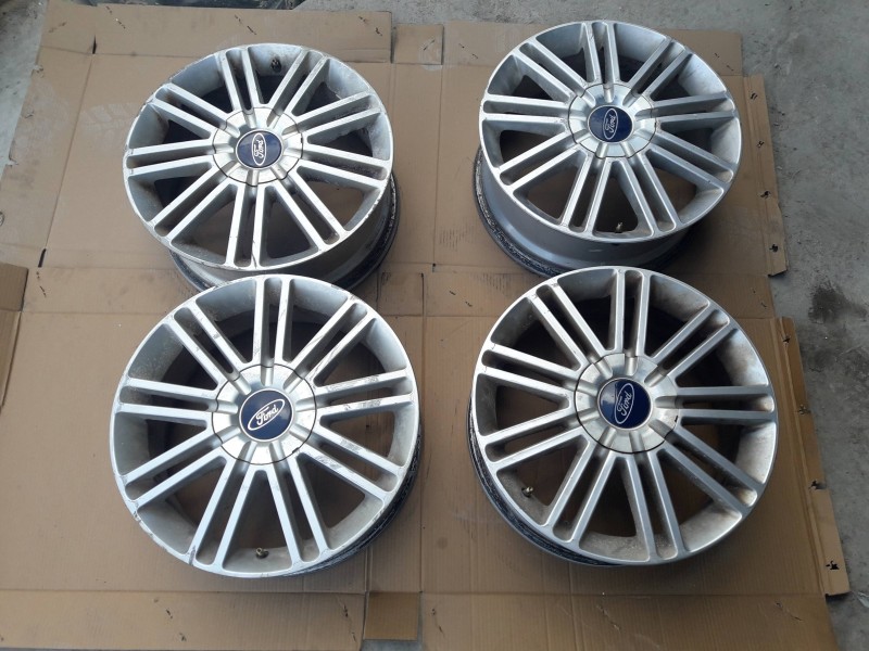 Recambio de juego llantas para ford focus berlina (cap) referencia OEM IAM M5JEA 3M5JCA 6.5JX17H2 ET52.5