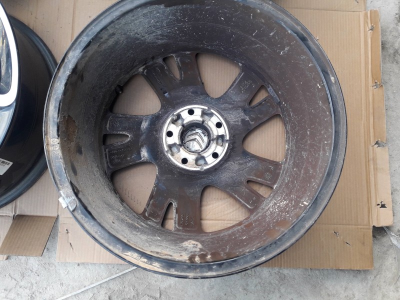 Recambio de juego llantas para citroen c4 berlina referencia OEM IAM 9813863177 7J17 04322X