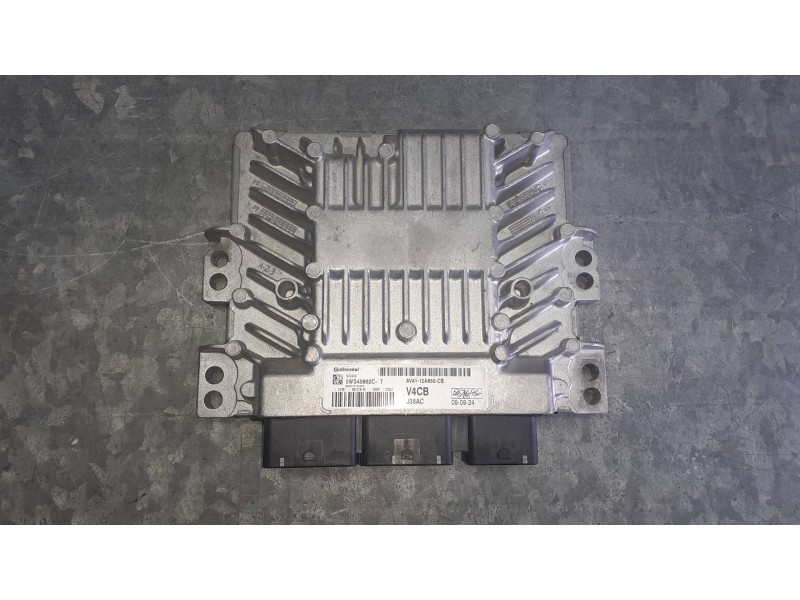 Recambio de centralita motor uce para ford kuga (cbv) referencia OEM IAM 8V4112A650CB 5WS40862CT CONTINENTAL - FOMOCO