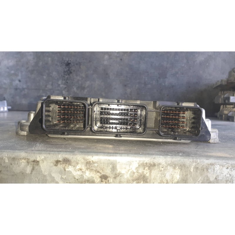 Recambio de centralita motor uce para ford focus lim. (cb4) referencia OEM IAM 8M5112A650XE 0281015242 BOSCH - FOMOCO
