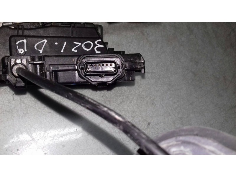 Recambio de cerradura puerta delantera derecha para renault captur xmod referencia OEM IAM 805022764R 40627224 ELECTRICA