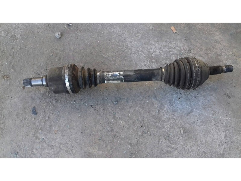 Recambio de transmision delantera izquierda para peugeot 407 st confort referencia OEM IAM 8MN67  