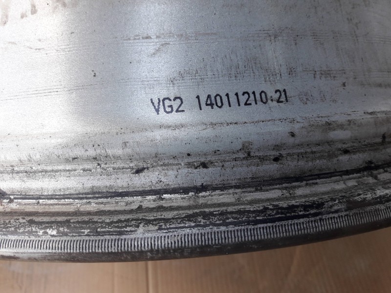 Recambio de juego llantas para ford focus lim. (cb8) referencia OEM IAM CM5C1007EA 7JX16H2X50 5TORNILLOS