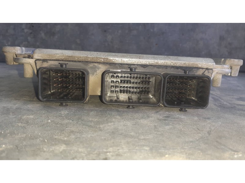 Recambio de centralita motor uce para peugeot 307 (s1) referencia OEM IAM 9644606180 0281010779 BOSCH