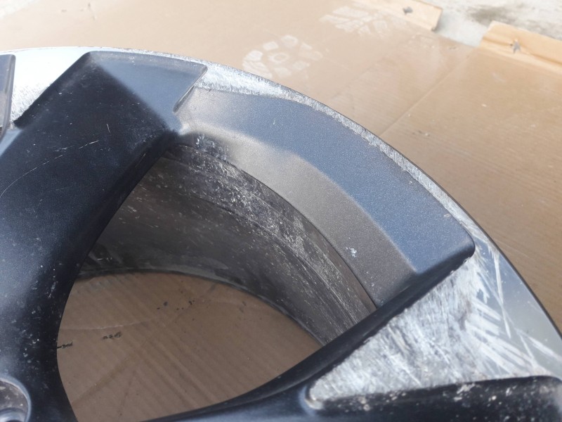 Recambio de llanta para cupra leon (kl1) referencia OEM IAM 5FA601025H 7,5JX18H2 ET46 5TORNILLOS