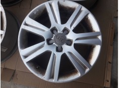 Recambio de juego llantas para audi a4 ber. (b8) básico referencia OEM IAM 8K0601025B 7,5JX17H2 ET46 5TORNILLOS 2