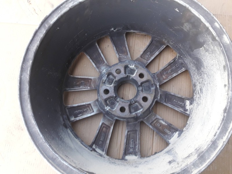 Recambio de llanta para volkswagen touran (5t1) referencia OEM IAM 5TA601025 6,5JX16H2 ET48 5TORNILLOS