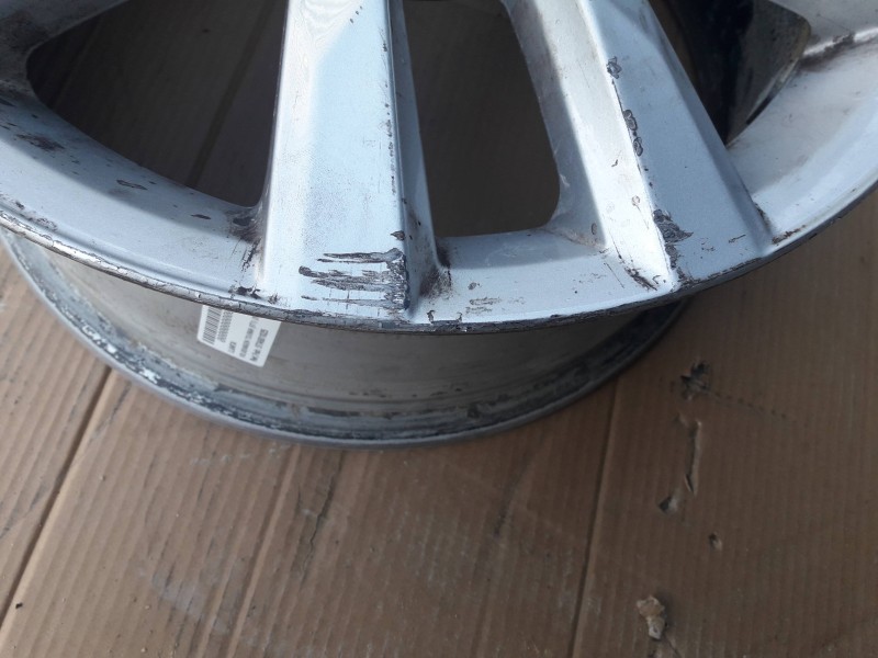 Recambio de llanta para volkswagen touran (5t1) referencia OEM IAM 5TA601025 6,5JX16H2 ET48 5TORNILLOS