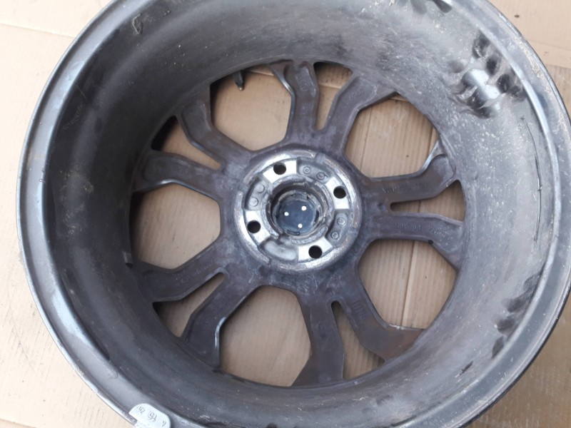 Recambio de llanta para ford fiesta (ce1) referencia OEM IAM H1BJ1007D1A E7,0JX17H2 ET47,5 4TORNILLOS