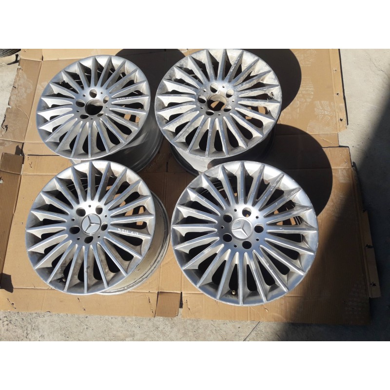 Recambio de juego llantas para mercedes-benz clase e (w212) lim. referencia OEM IAM A2124015402 8JX17H2 ET48 5TORNILLOS
