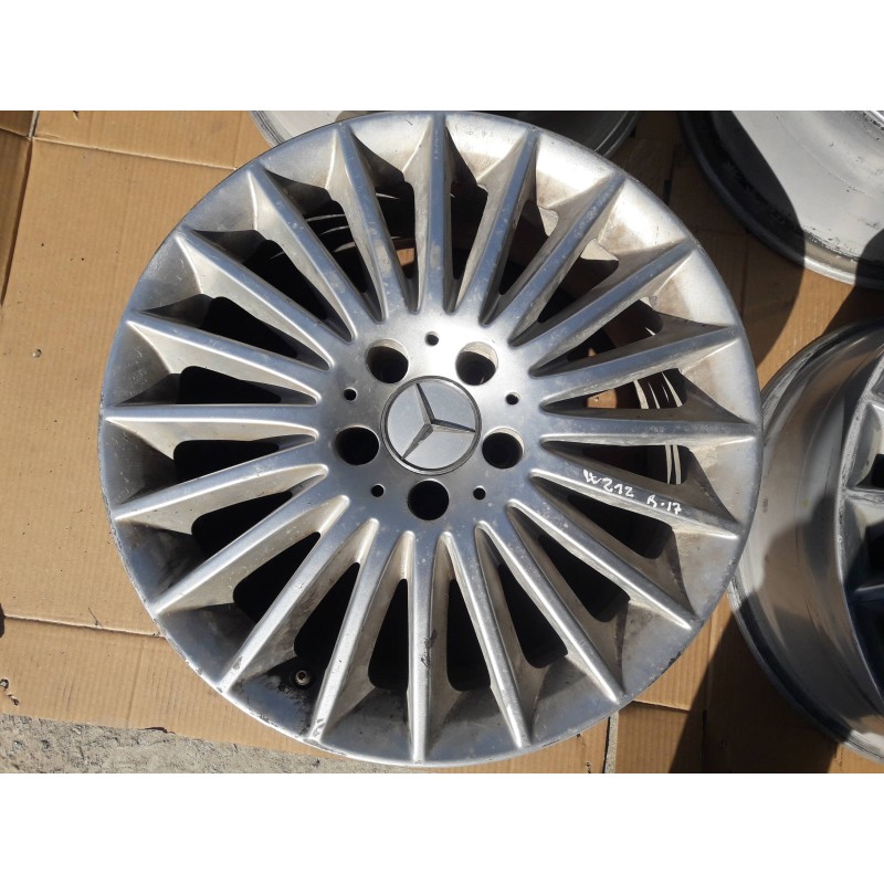 Recambio de juego llantas para mercedes-benz clase e (w212) lim. referencia OEM IAM A2124015402 8JX17H2 ET48 5TORNILLOS