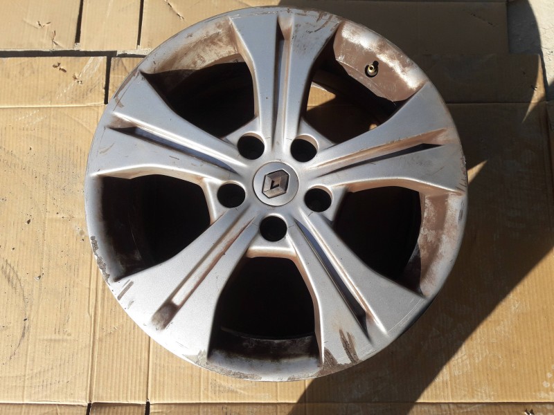 Recambio de llanta para renault megane iii coupe referencia OEM IAM 403000051RC 7J17 5CH49 5TORNILLOS