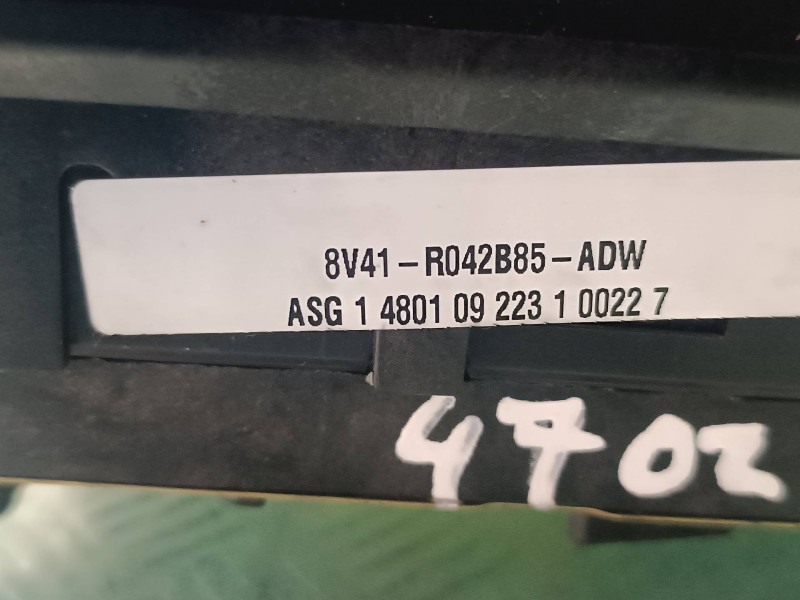 Recambio de airbag delantero izquierdo para ford kuga (cbv) referencia OEM IAM 8V41R042B85ADW 6085163 CONECTOR 2 PINES