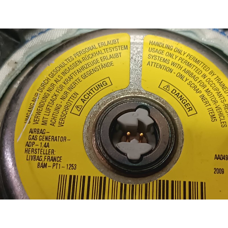 Recambio de airbag delantero izquierdo para ford kuga (cbv) referencia OEM IAM 8V41R042B85ADW 6085163 CONECTOR 2 PINES