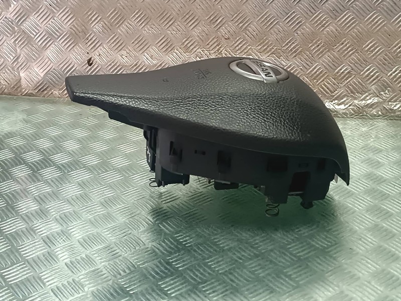 Recambio de airbag delantero izquierdo para nissan pulsar (c13) referencia OEM IAM 34178117A  