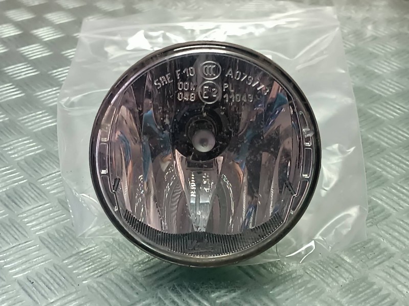 Recambio de faro antiniebla izquierdo para dacia lodgy referencia OEM IAM 90012264 VALEO CONECTOR 2 PINES