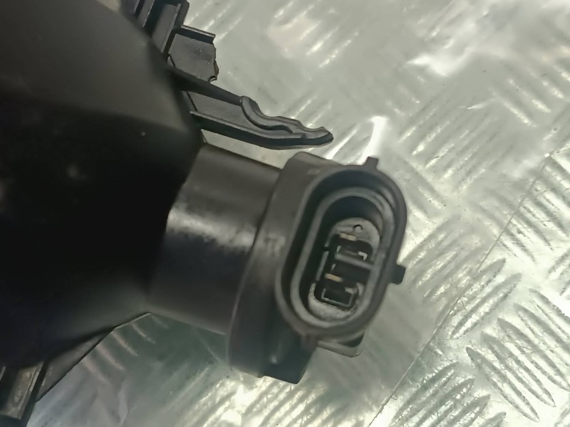 Recambio de faro antiniebla izquierdo para dacia lodgy referencia OEM IAM 90012264 VALEO CONECTOR 2 PINES