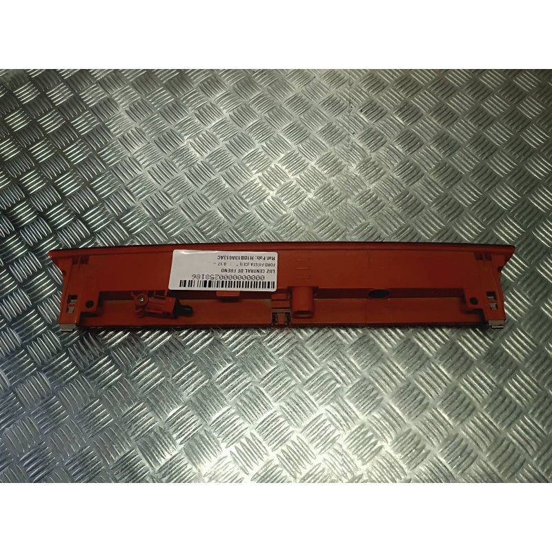 Recambio de luz central de freno para ford fiesta (ce1) referencia OEM IAM H1BB13A613AC  CONECTOR 2 PINES