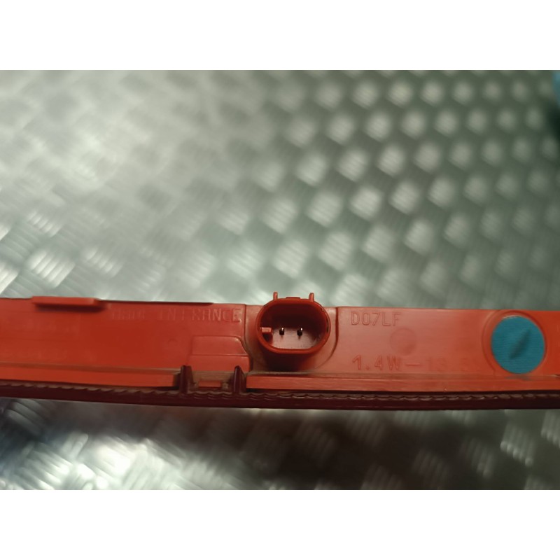 Recambio de luz central de freno para ford fiesta (ce1) referencia OEM IAM H1BB13A613AC  CONECTOR 2 PINES