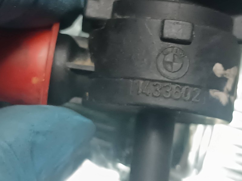 Recambio de valvula aire adicional para bmw serie 3 berlina (e46) 318i referencia OEM IAM 1433602  CONECTOR 2 PINES