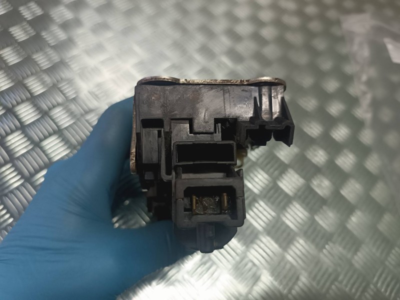 Recambio de cerradura puerta delantera derecha para dacia lodgy referencia OEM IAM  NEGRO CONECTOR 2 PINES