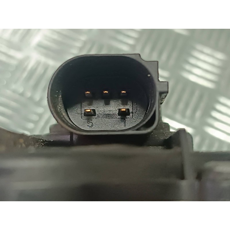 Recambio de valvula egr para renault megane ii berlina 5p referencia OEM IAM A2C53025930 CONECTOR 5 PINES VDO