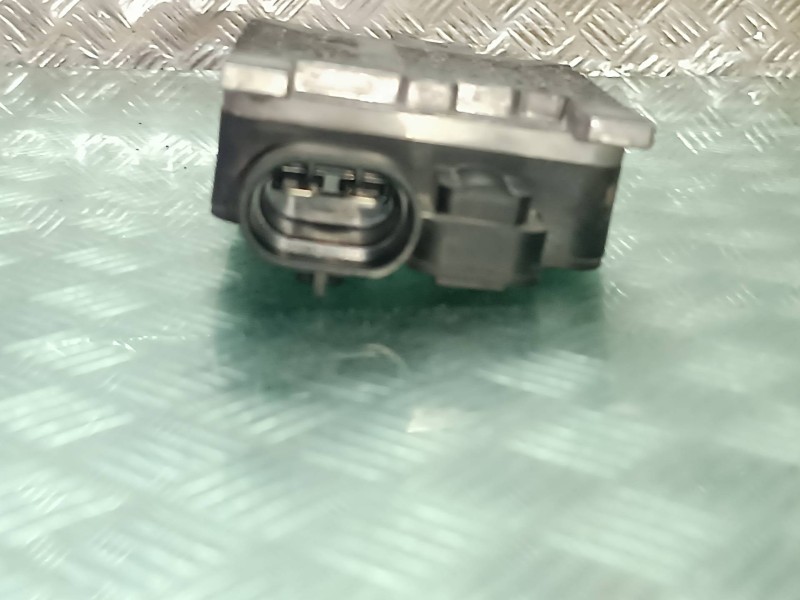 Recambio de modulo electronico para ford kuga (cbv) referencia OEM IAM 940002907  DOS CONECTORES