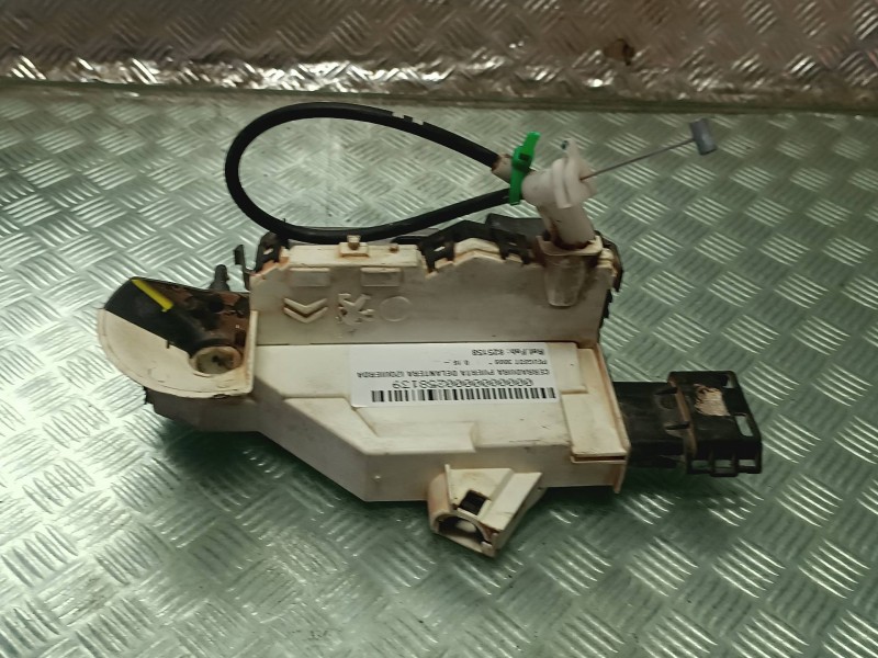 Recambio de cerradura puerta delantera izquierda para peugeot 3008 referencia OEM IAM 825158 NEGRO CONECTOR 6 PINES