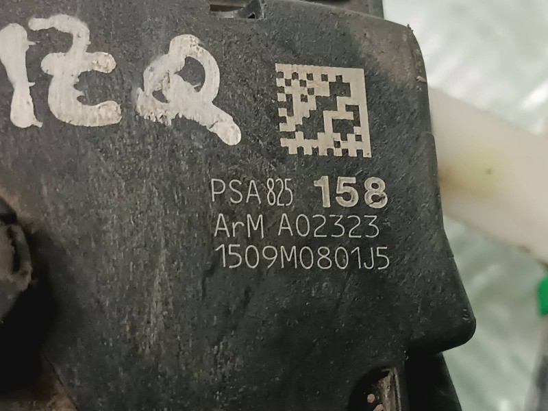 Recambio de cerradura puerta delantera izquierda para peugeot 3008 referencia OEM IAM 825158 NEGRO CONECTOR 6 PINES