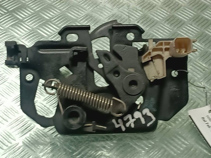 Recambio de cerradura capo para ford fiesta (ce1) referencia OEM IAM D0RYB  
