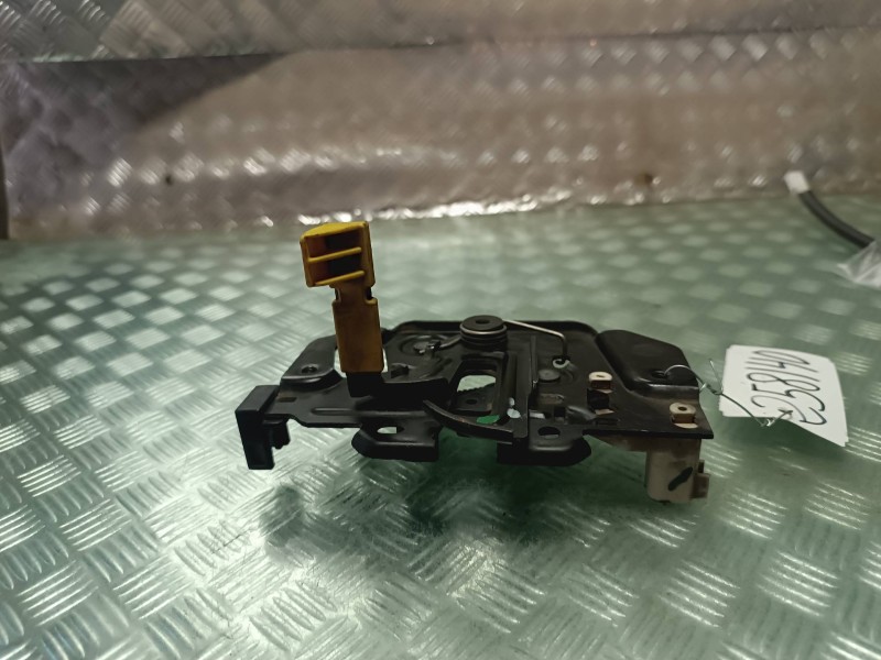 Recambio de cerradura capo para ford fiesta (ce1) referencia OEM IAM D0RYB  