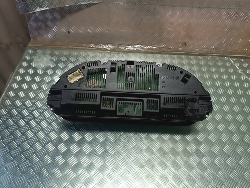 Recambio de cuadro instrumentos para mercedes-benz clase b (w245) referencia OEM IAM 1031098101 1031098110 BOSCH