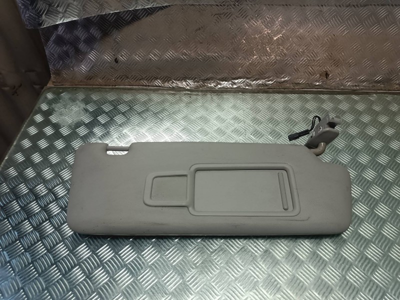 Recambio de parasol derecho para audi a1 (8x) referencia OEM IAM   CONECTOR 2 PINES