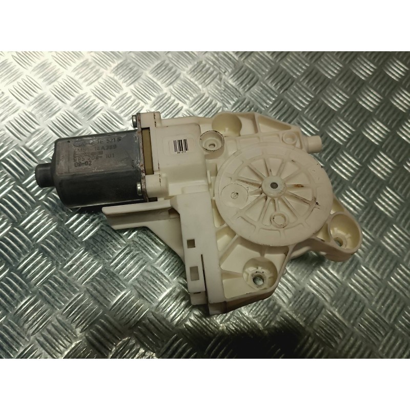 Recambio de motor elevalunas delantero izquierdo para ford focus lim. (cb4) referencia OEM IAM 4M5T14A389 995208101 0130822217