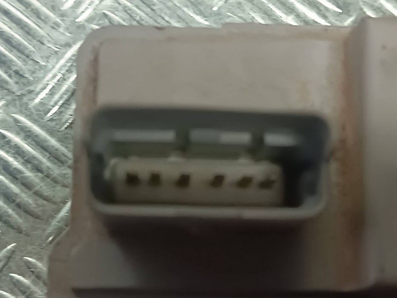 Recambio de cerradura puerta delantera derecha para citroen xsara picasso referencia OEM IAM  VALEO CONECTOR 6 PINES