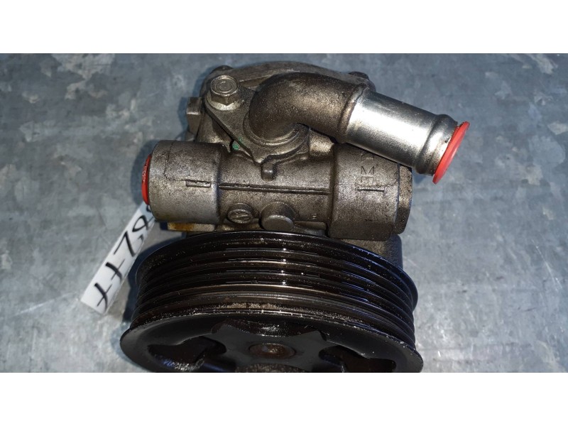 Recambio de bomba direccion para mitsubishi outlander (cw0) referencia OEM IAM 85215328  