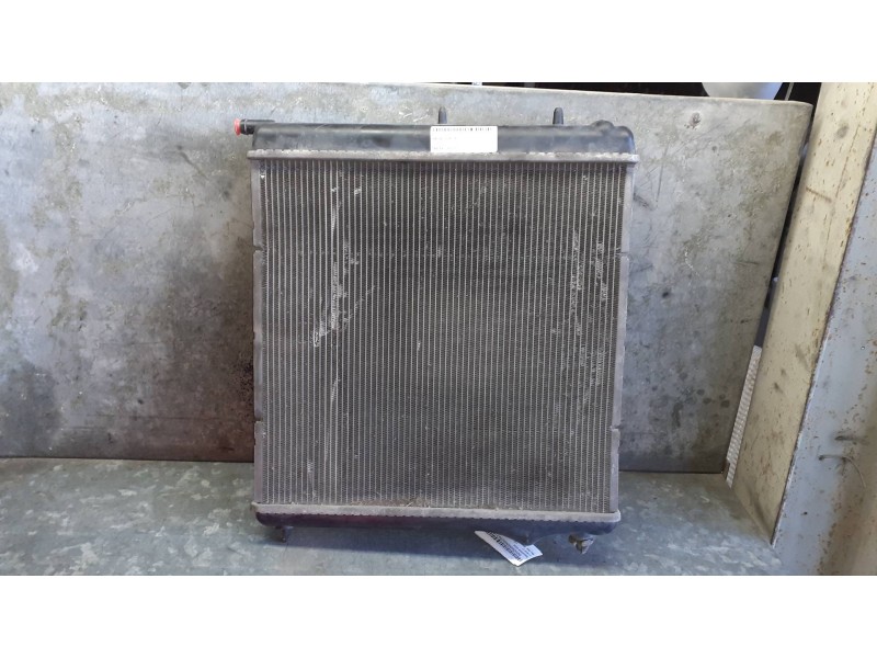 Recambio de radiador agua para citroen c3 referencia OEM IAM 95007T01 870860300 DENSO
