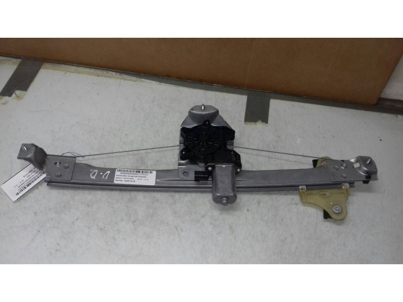 Recambio de elevalunas delantero derecho para renault captur xmod referencia OEM IAM 128001471B 3T4222B ELECTRICO