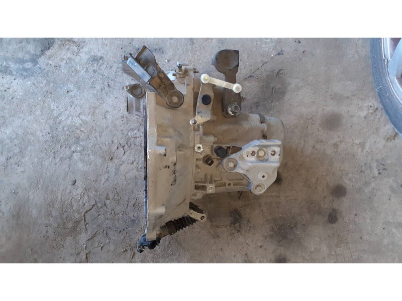 Recambio de caja cambios para citroen c3 aircross referencia OEM IAM 20A703 1014273 