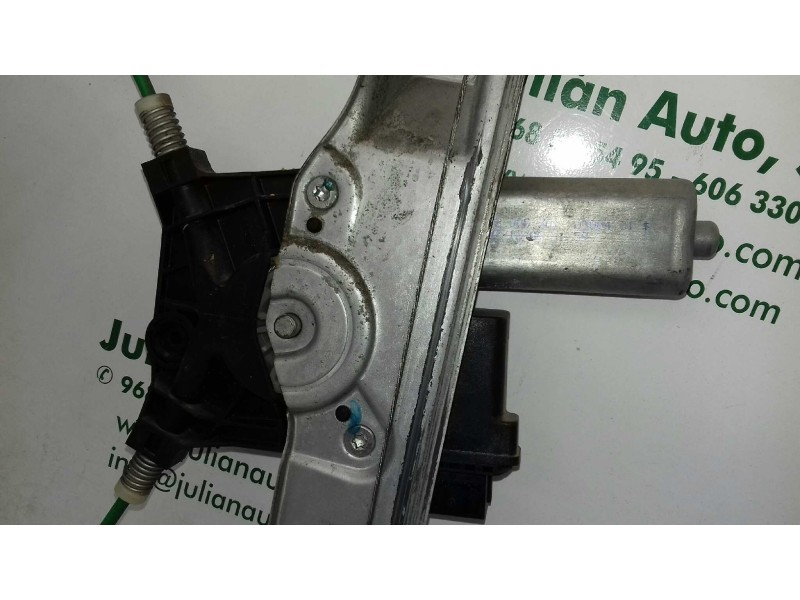 Recambio de elevalunas delantero derecho para opel corsa d ´´111 years´´ referencia OEM IAM 72005001  ELECTICO