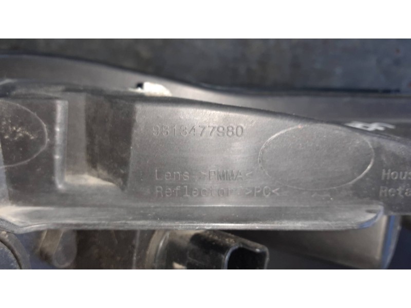 Recambio de piloto delantero derecho para citroen c3 aircross referencia OEM IAM 9813477980 A002ZH 981347798000