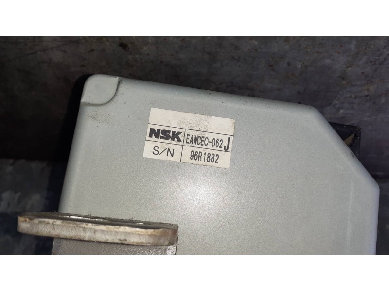 Recambio de columna direccion para renault megane iii berlina 5 p referencia OEM IAM 488107402R EAWCEC062J NSK