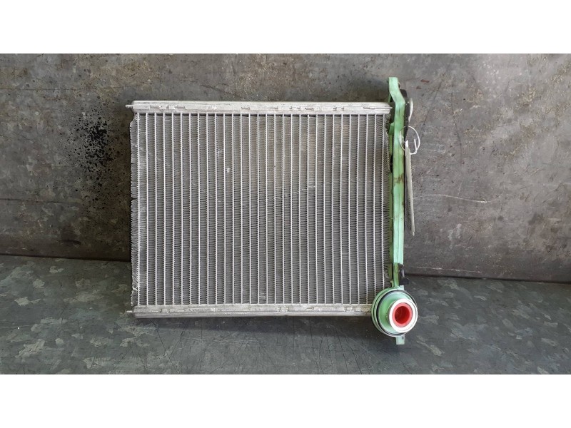 Recambio de radiador calefaccion / aire acondicionado para peugeot 308 sport referencia OEM IAM T1014497T 669328C VALEO