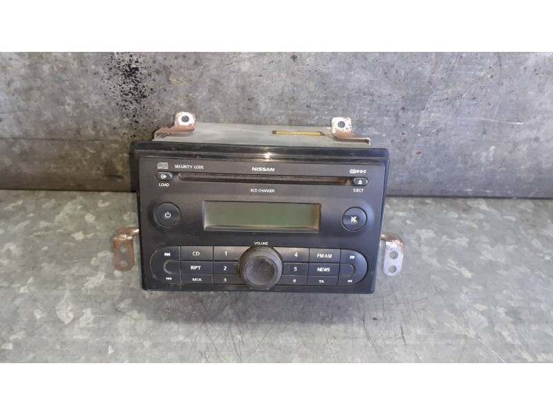 Recambio de sistema audio / radio cd para nissan note (e11e) referencia OEM IAM 7645387318 66700070645 