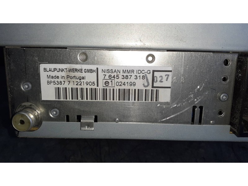 Recambio de sistema audio / radio cd para nissan note (e11e) referencia OEM IAM 7645387318 66700070645 