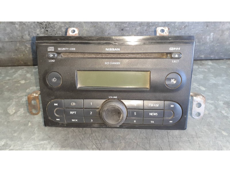 Recambio de sistema audio / radio cd para nissan note (e11e) referencia OEM IAM 7645387318 66700070645 