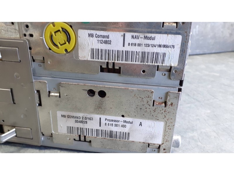 Recambio de sistema audio / radio cd para mercedes-benz clase m (w163) referencia OEM IAM A1638203689 7612001522 BOSCH