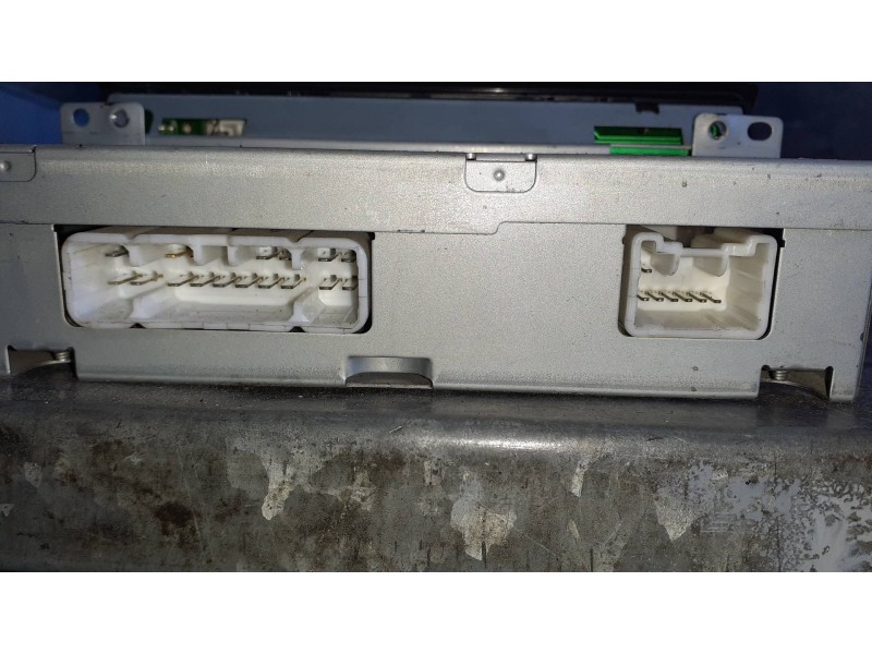 Recambio de sistema audio / radio cd para toyota yaris (ncp1/nlp1/scp1) referencia OEM IAM 861100D040 W58500 CNTS0370LC