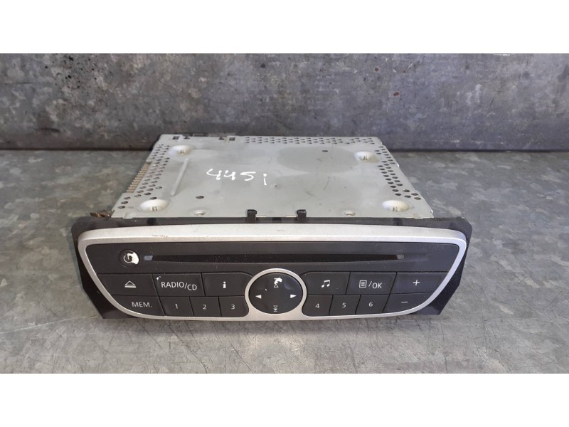 Recambio de sistema audio / radio cd para renault megane iii berlina 5 p referencia OEM IAM 281150030RB 281150030RT 